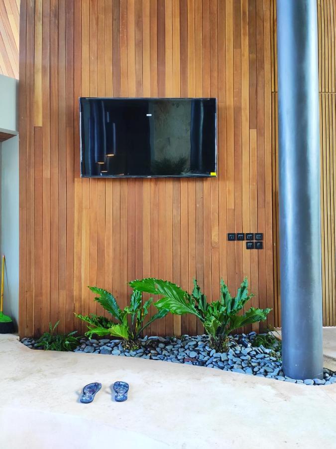 Villa Feh Bali By House Of Winds - Neo Tropical Eden Near Canggu Kerobokan Dış mekan fotoğraf