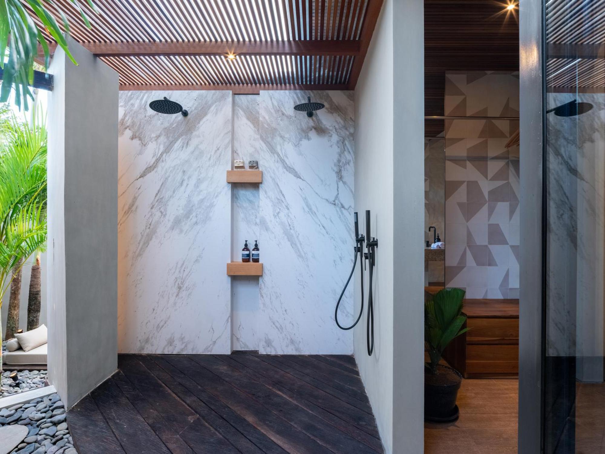 Villa Feh Bali By House Of Winds - Neo Tropical Eden Near Canggu Kerobokan Dış mekan fotoğraf